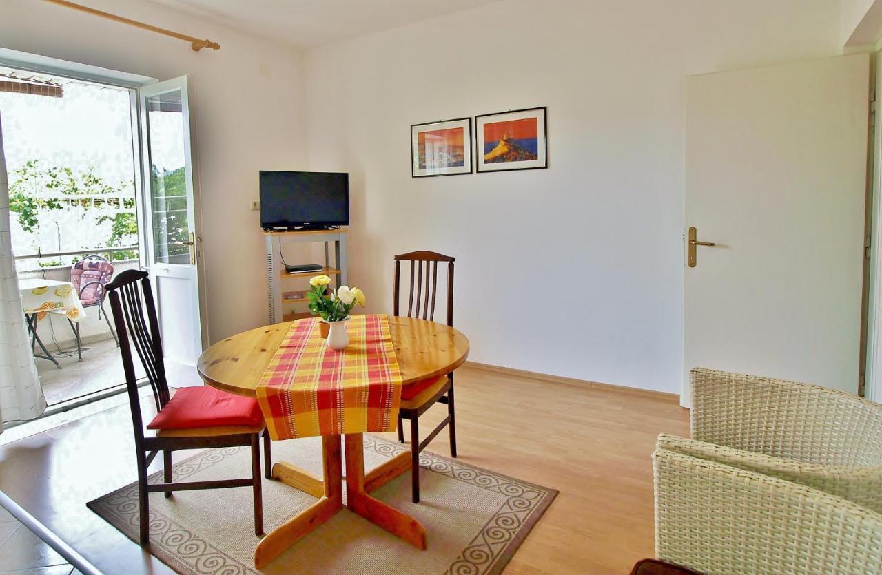 Apartments Biserka Rab Town Bagian luar foto